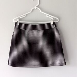 Izod Golf Skirt with Liner Shorts Pocket Stripes Pull-on Black White Medium